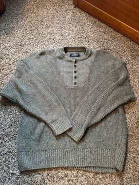 RedHead Olive Crewneck Henley Button Pullover